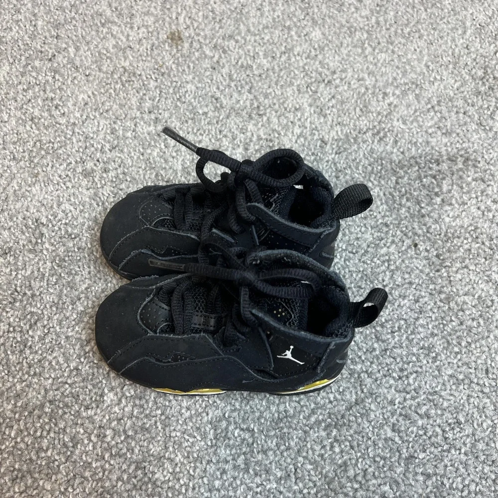 Jordan Air‎ Jordan 7 Retro TD Shoes Toddler Size 6C Black Yellow White Sneakers